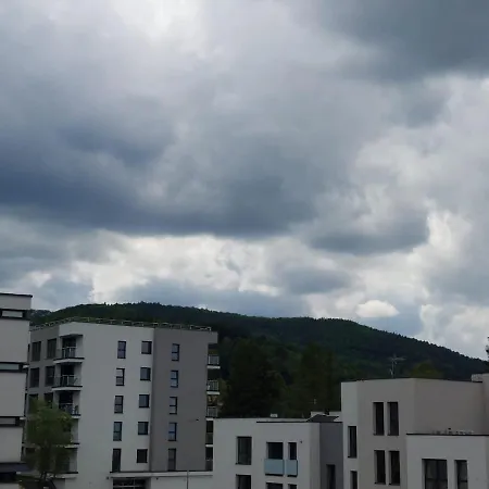 Pod Gora Szyndzielnia , Debowiec アパート ビエルスコ・ビアバ